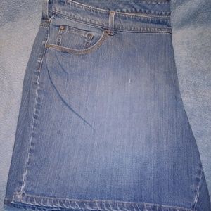 Old Navy size 26 jean shorts